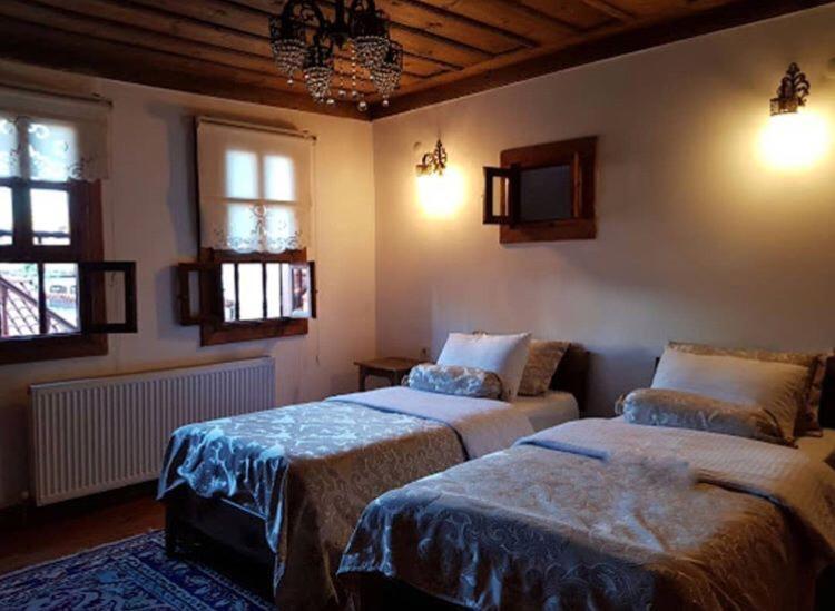 Karauezuemler Konagi Hotel Safranbolu Buitenkant foto